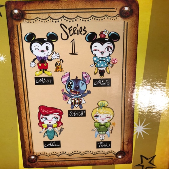 The World of Miss Mindy Disney Showcase Minnie 7" Vinyl Figure Enesco Series 1 - Picture 7 of 12